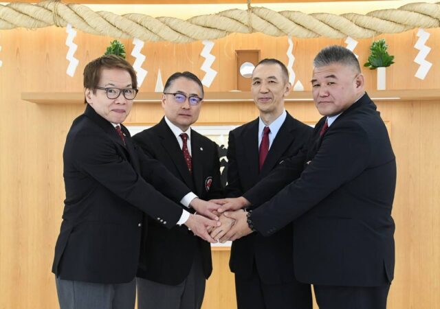 記者会見
